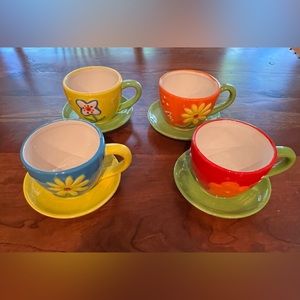 NWOT Set of 4 decorative tea cups with attached saucers